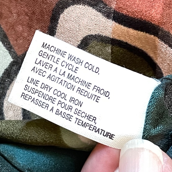 Vintage Made in Italy Polyester Abstract Scarf 34" x 35" - Picture 10 of 10